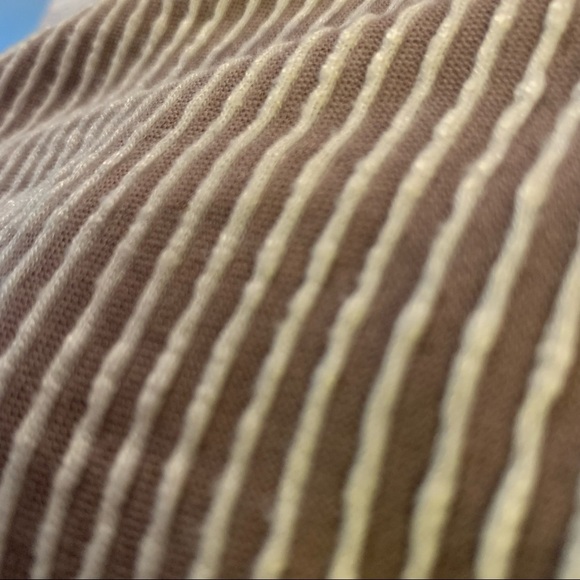 🌼 5 for $30 Caution To The Wind Ruffle Ribbed Crossover Faux Wrap Top - Picture 5 of 7